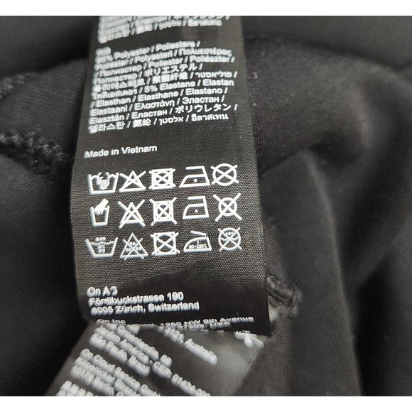 On Cloud Running Sweatpants Sz S Black Joggers Athleisure 206.00257 - Picture 6 of 10